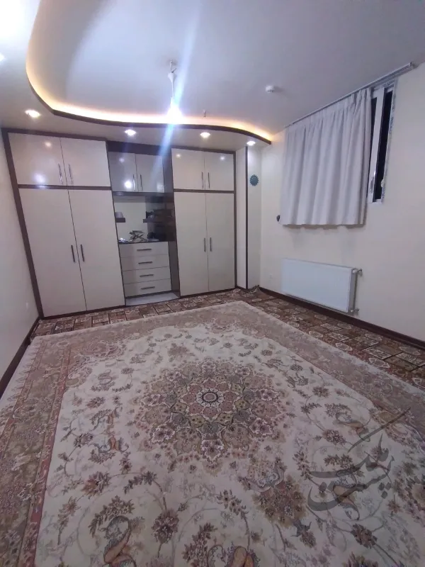 آپارتمان ۱۸۰ متری تک واحدی سه کله نور سند تک برگ | فروش مسکونی | آپارتمان | اصفهان | شهرک کاوه | پست ملک