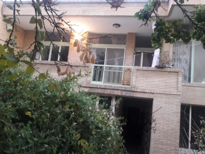 اجاره خانه ویلایی ۴ خوابه بازسازی شده تمیز | اجاره مسکونی | خانه ویلایی | اصفهان | جلفا | پست ملک