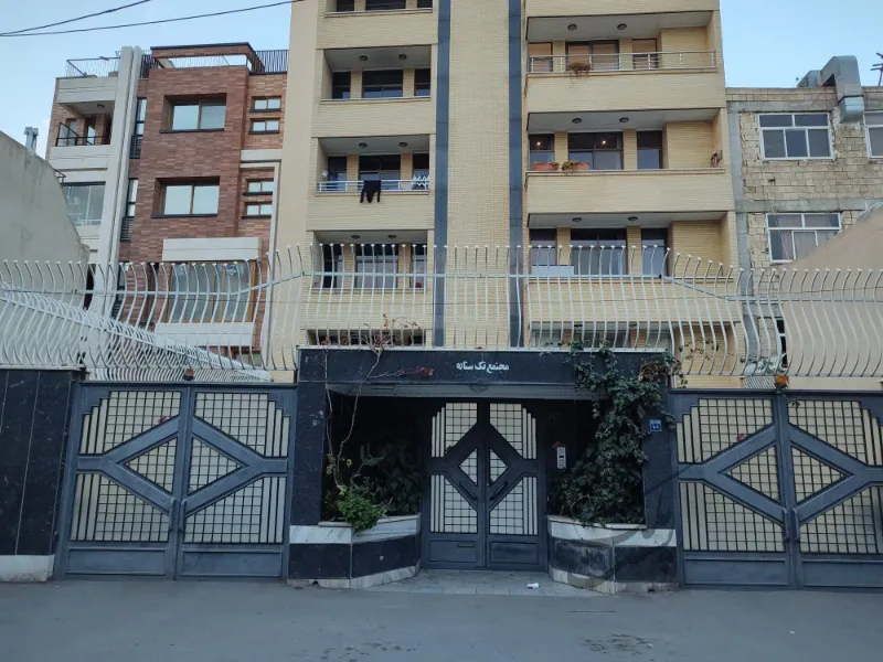 آپارتمان ۱۳۲ متر در محله سیچان مربع طلایی | فروش مسکونی | آپارتمان | اصفهان | توحید | پست ملک