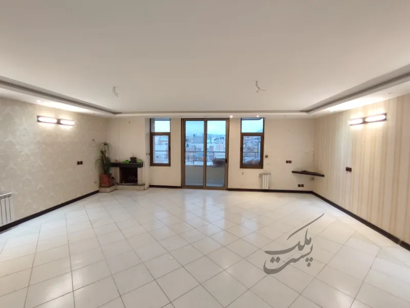 آپارتمان ۱۳۲ متر در محله سیچان مربع طلایی | فروش مسکونی | آپارتمان | اصفهان | توحید | پست ملک