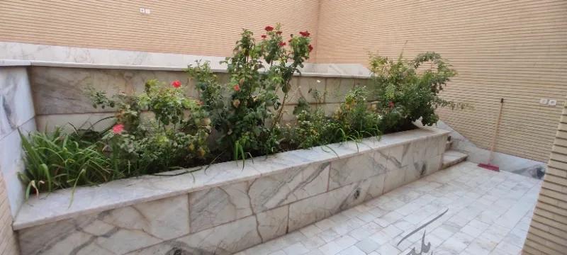 اجاره مسکونی ۲۱۰ متر خ سیمین بر باغ زیار | اجاره مسکونی | خانه ویلایی | اصفهان | باغ زیار | پست ملک