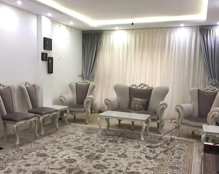 آپارتمان ۱۱٠ متر بهارستان مجتمع گلها | فروش مسکونی | آپارتمان | اصفهان | بهارستان | پست ملک